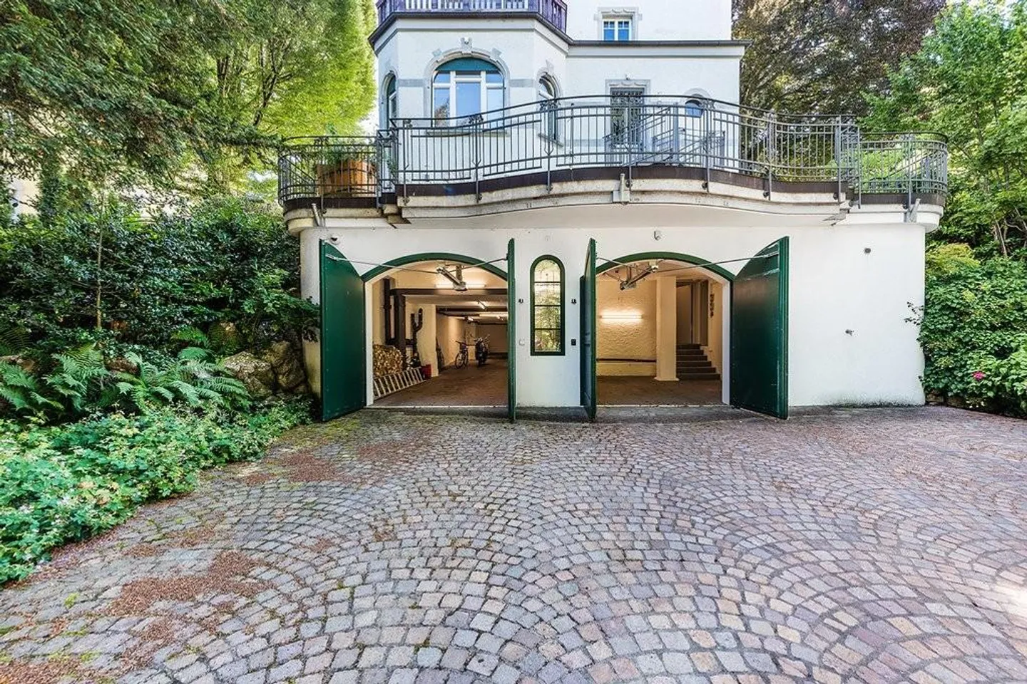 Oggetto di passione al Rosenberg, Villa EFH - Foto 11 di 11