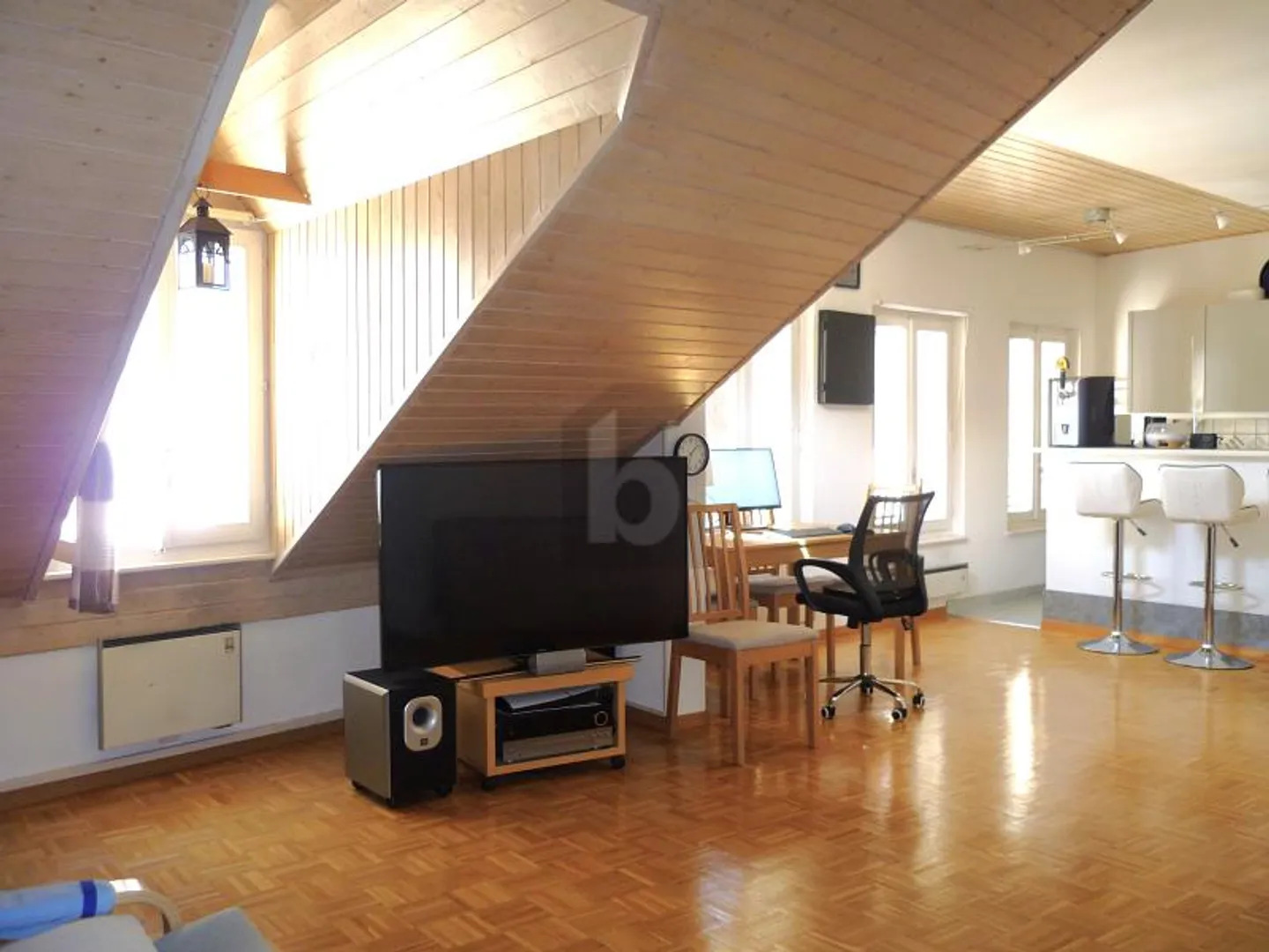 Appartement Moderne Près du Lac - Photo 3 sur 6