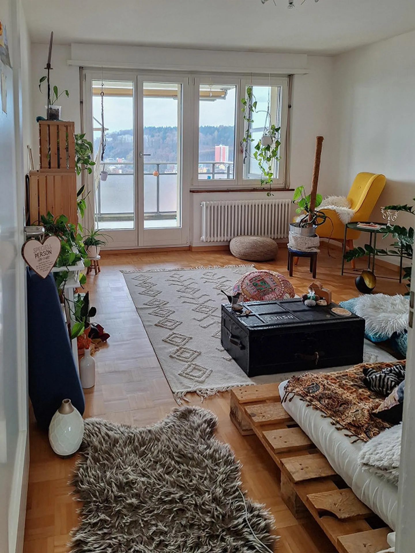 A small gem in an elevated location! - Photo 3 of 13