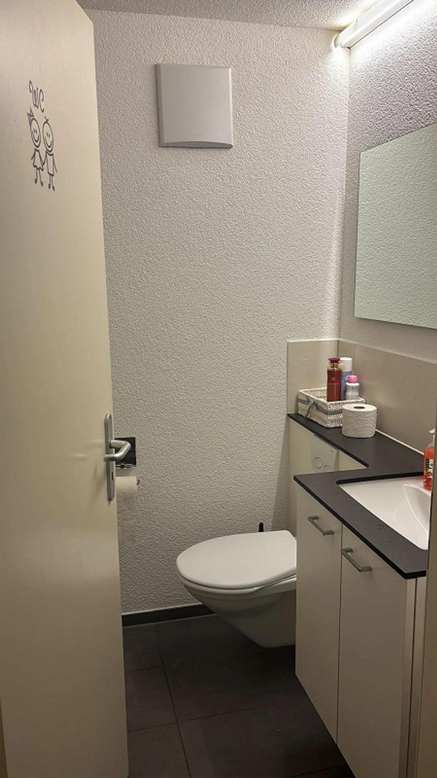 Looking for a new tenant - Photo 2 of 5