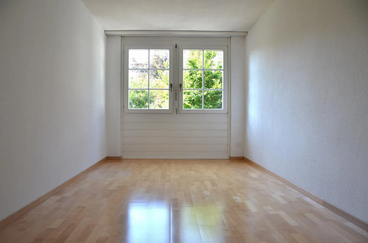 Spacious apartment with terrace and garden share - Photo 6 of 17