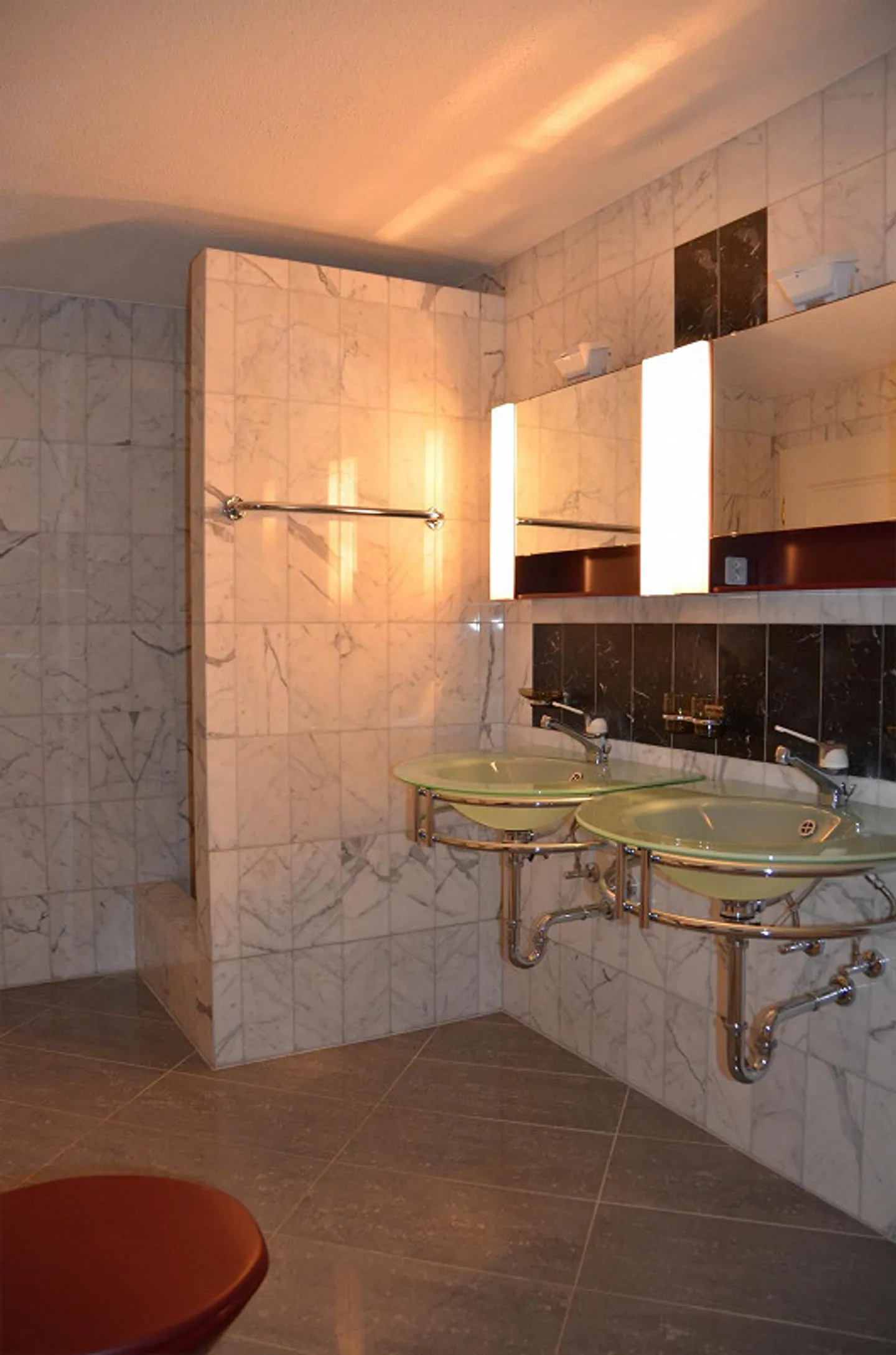 Spacious apartment with terrace and garden share - Photo 12 of 17