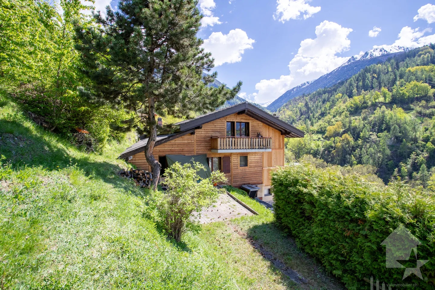 Grande casa di 7,5 stanze con carrozzeria al piano terra: offerta rara! - Foto 3 di 40