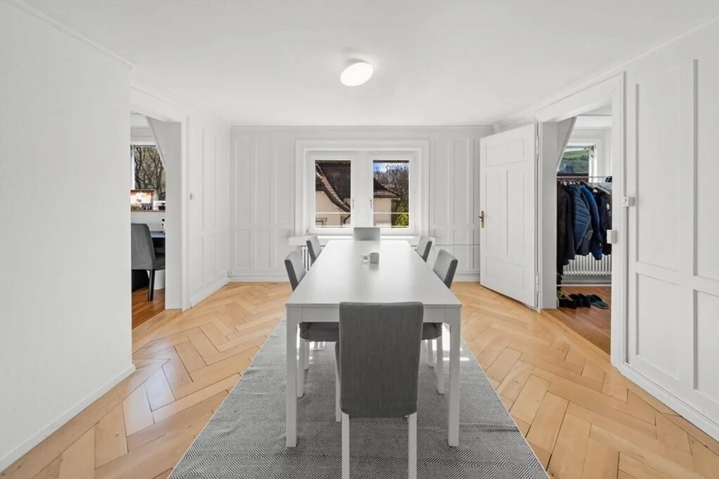 Appartamento unico di 5,5 stanze con terrazza sul tetto e grande soffitta - Foto 8 di 11