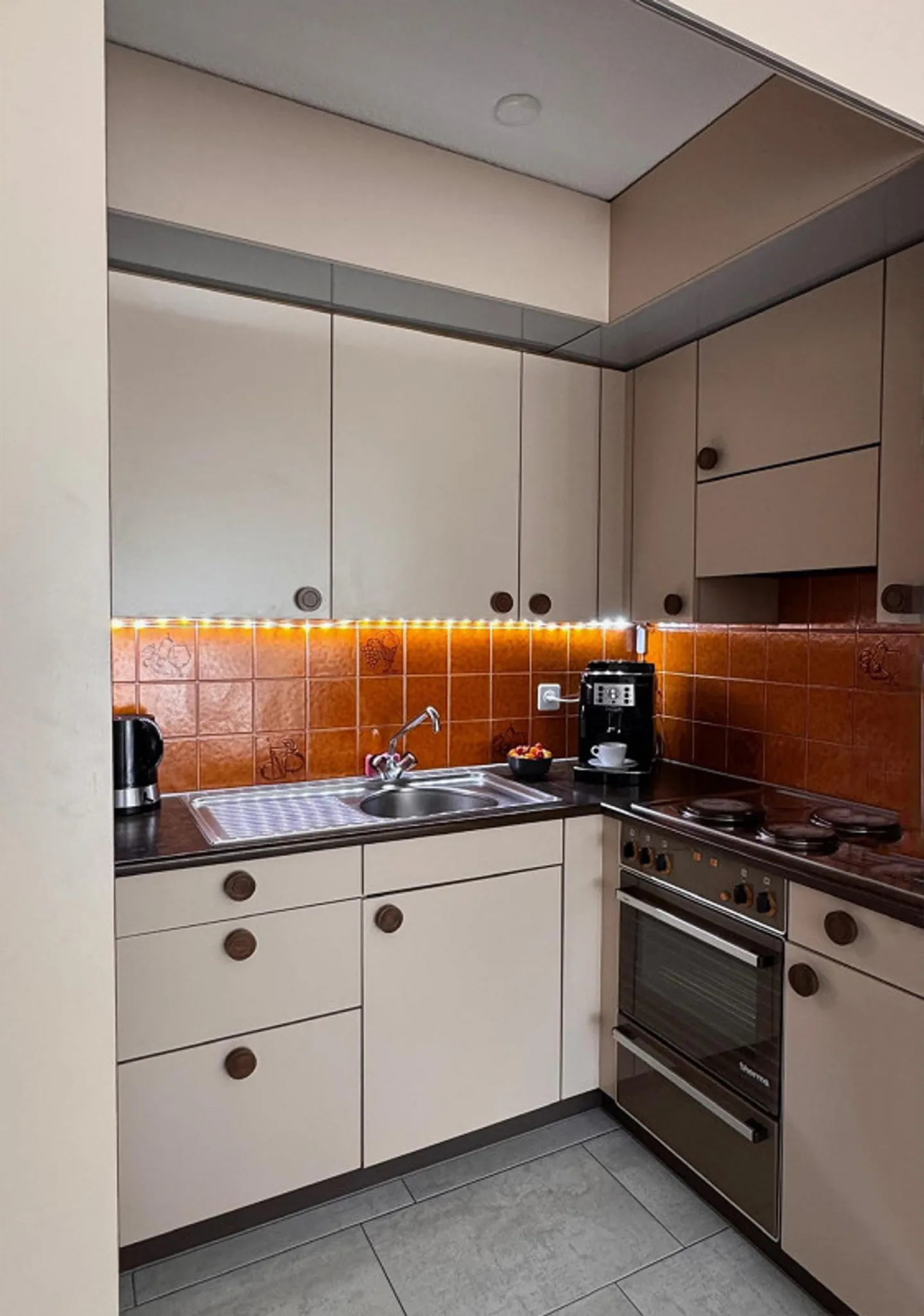 gemütliche 2-Zimmerwohnung im beliebten Westquartier in Thun - Photo 5 sur 9