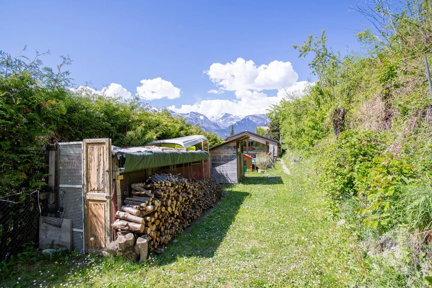 Grande casa di 7,5 stanze con carrozzeria al piano terra: offerta rara! - Foto 11 di 40