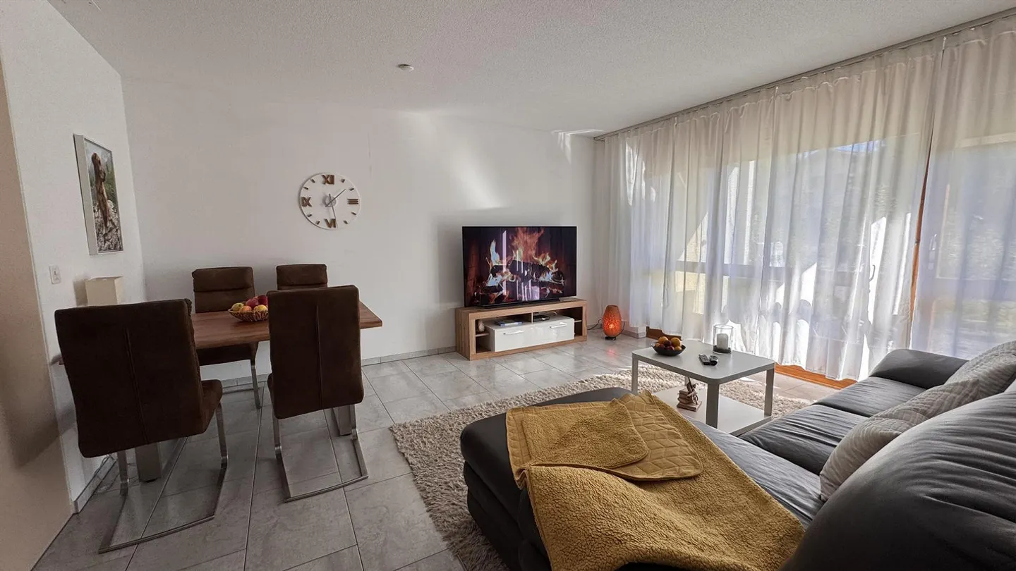 gemütliche 2-Zimmerwohnung im beliebten Westquartier in Thun - Photo 2 sur 9