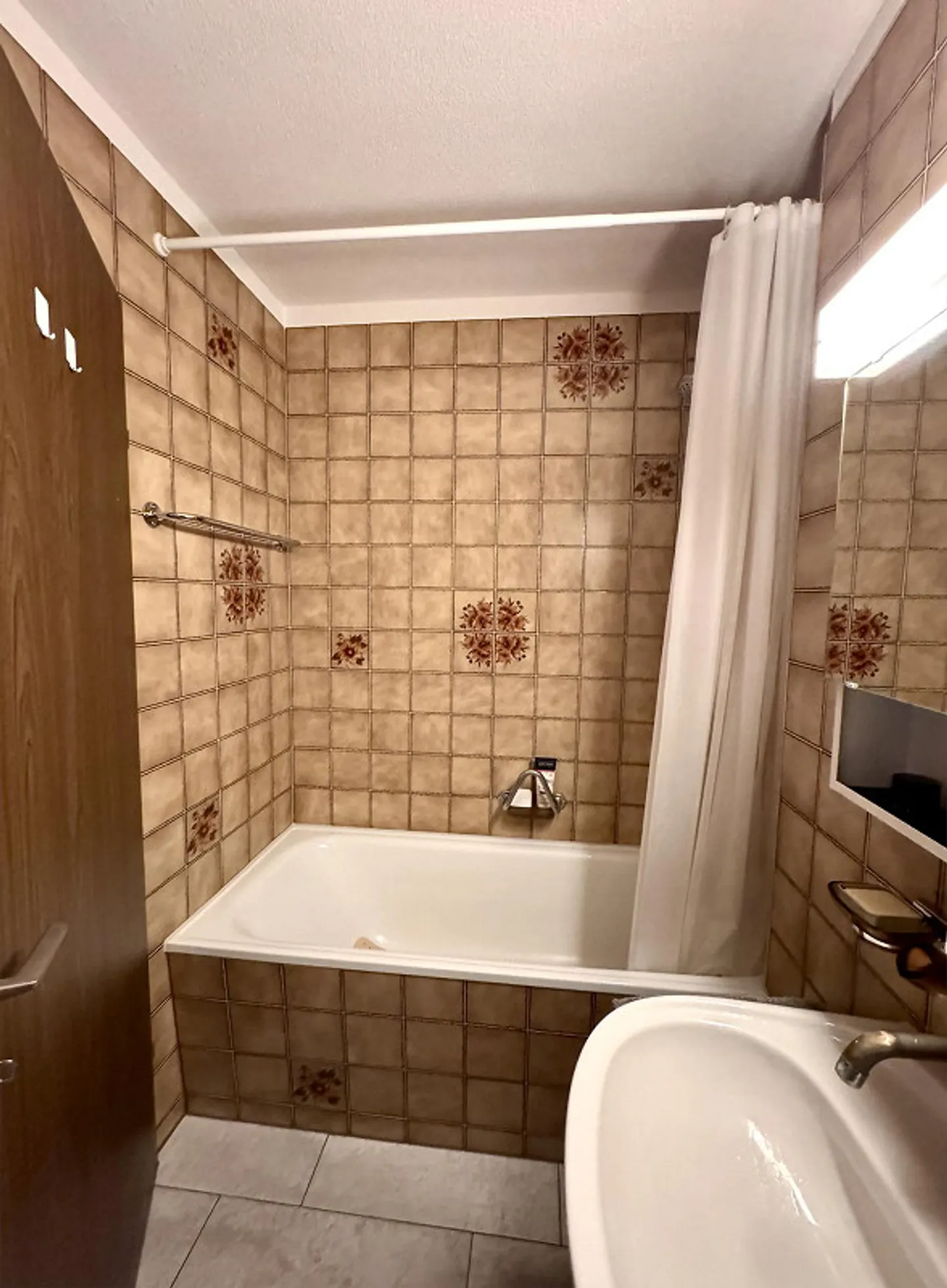 gemütliche 2-Zimmerwohnung im beliebten Westquartier in Thun - Photo 6 sur 9