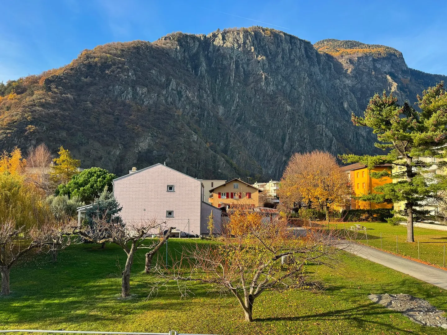 Modern Apartment in Martigny - Photo 6 of 8