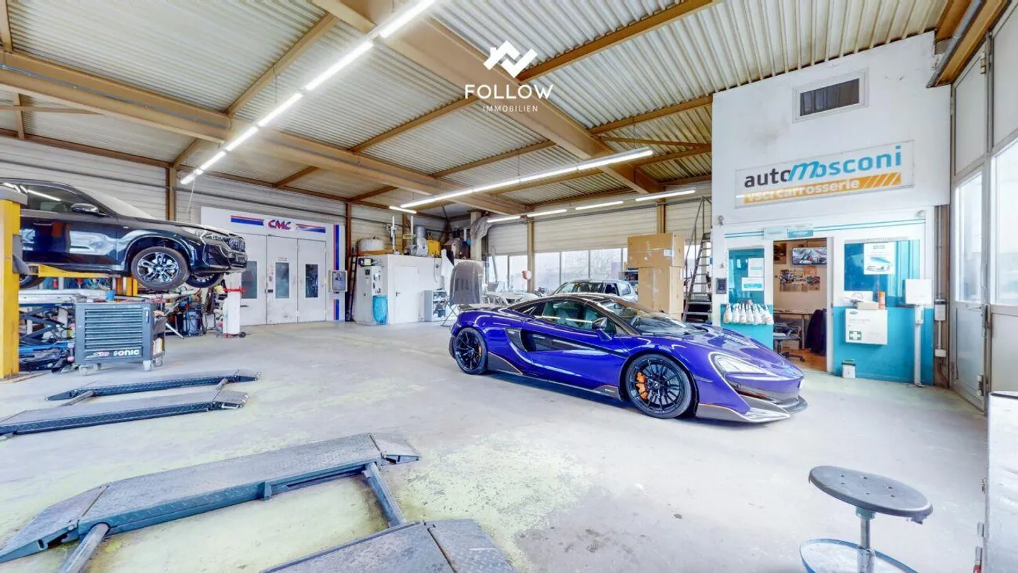 Qui cresce la tua azienda: Hall commerciale funzionale con molto spazio - Foto 4 di 16