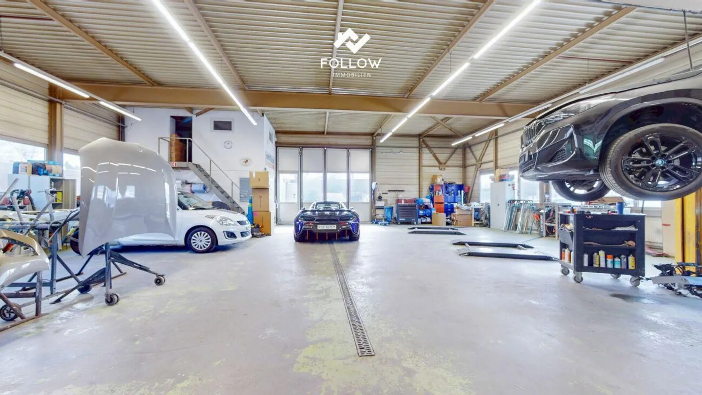 Qui cresce la tua azienda: Hall commerciale funzionale con molto spazio - Foto 5 di 16