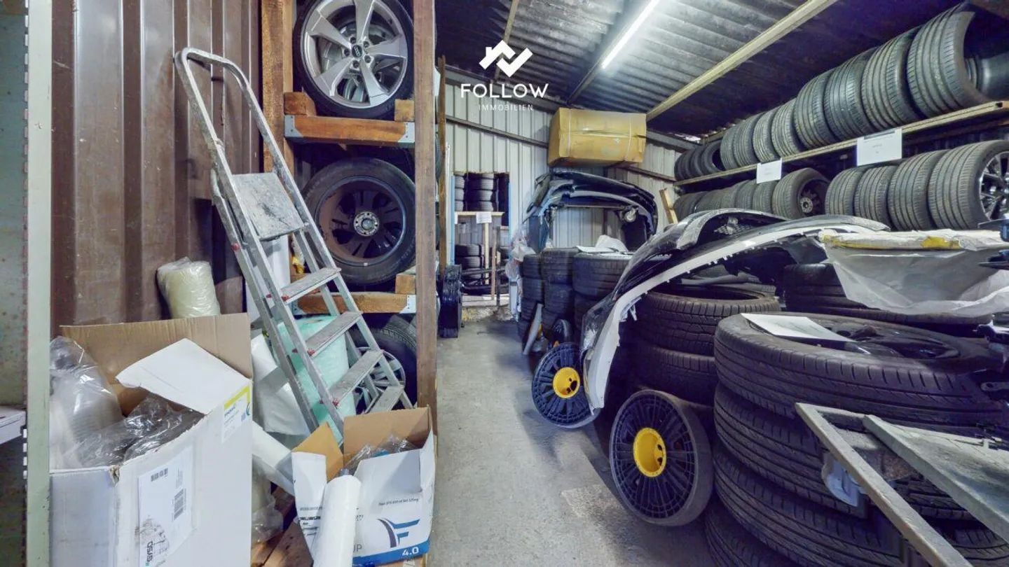 Qui cresce la tua azienda: Hall commerciale funzionale con molto spazio - Foto 13 di 16