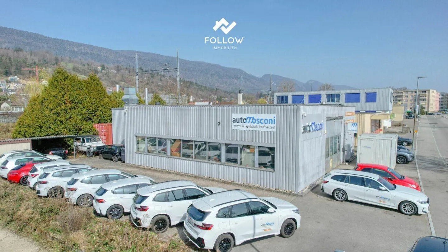 Qui cresce la tua azienda: Hall commerciale funzionale con molto spazio - Foto 2 di 16