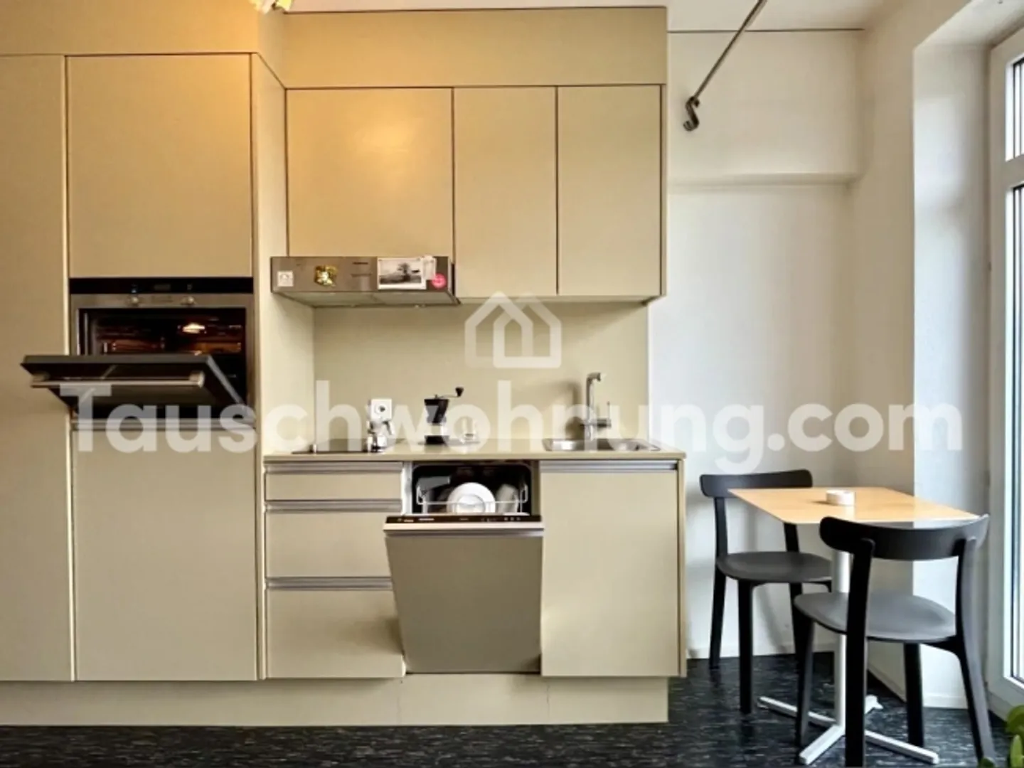 Appartamento in affitto - Foto 4 di 9