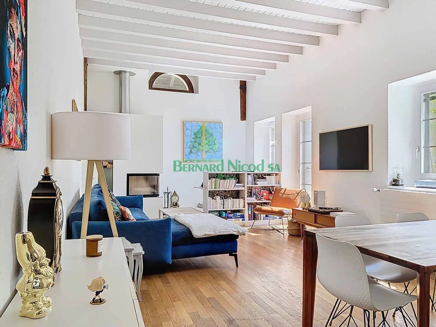 Exceptionnel appartement triplex dans une maison de village - Photo 1 sur 12