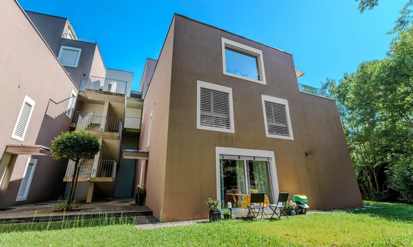 BEAU 4.5 PIÈCES AVEC TERRASSE À LUGANO-CADRO - Photo 9 sur 9