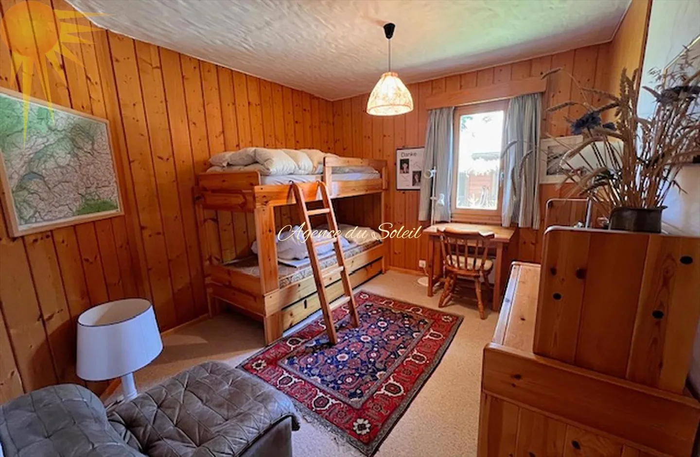Ideal for a family, this beautiful and spacious chalet, 5 minutes by car from the center of the station! - Photo 12 of 13
