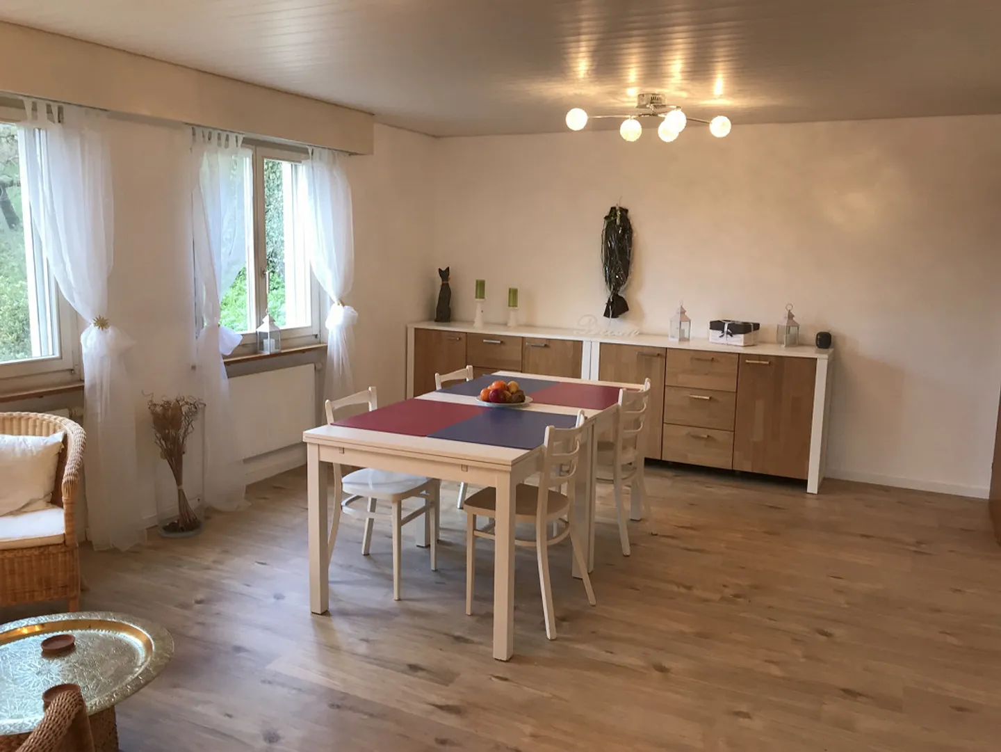 Grosse, helle und sonnige 4.5 Zimmerwohnung mit Traumaussicht 123m2 - Foto 5 von 15