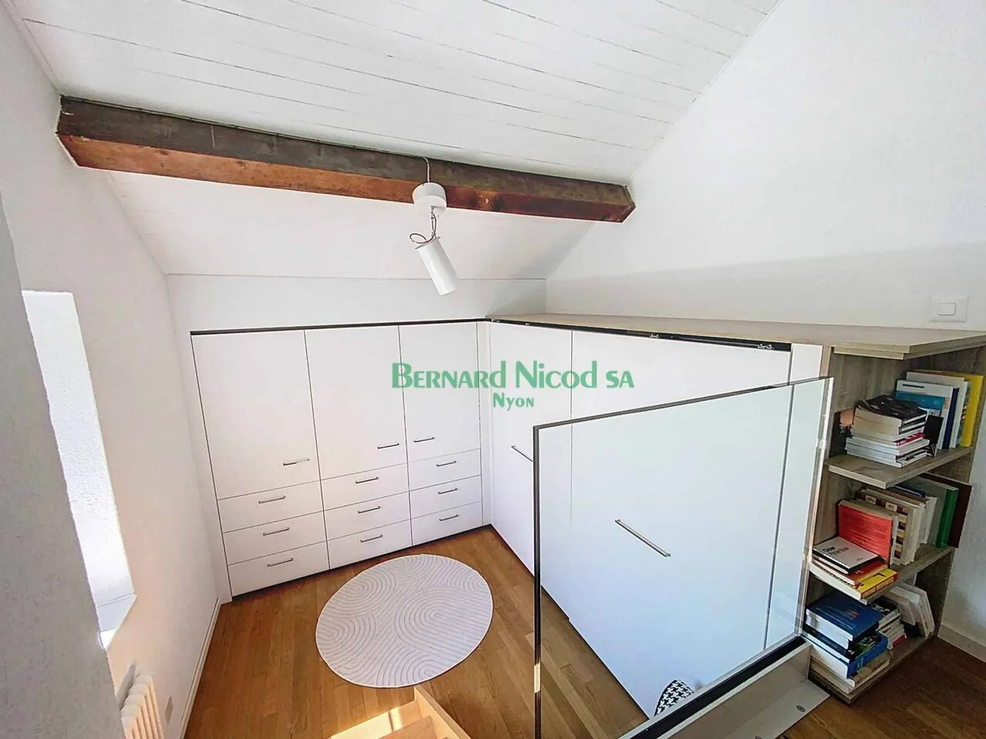 Exceptionnel appartement triplex dans une maison de village - Photo 12 sur 12