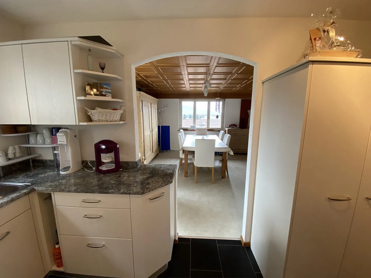 Grosse, helle und sonnige 4.5 Zimmerwohnung mit Traumaussicht 123m2 - Foto 4 von 15