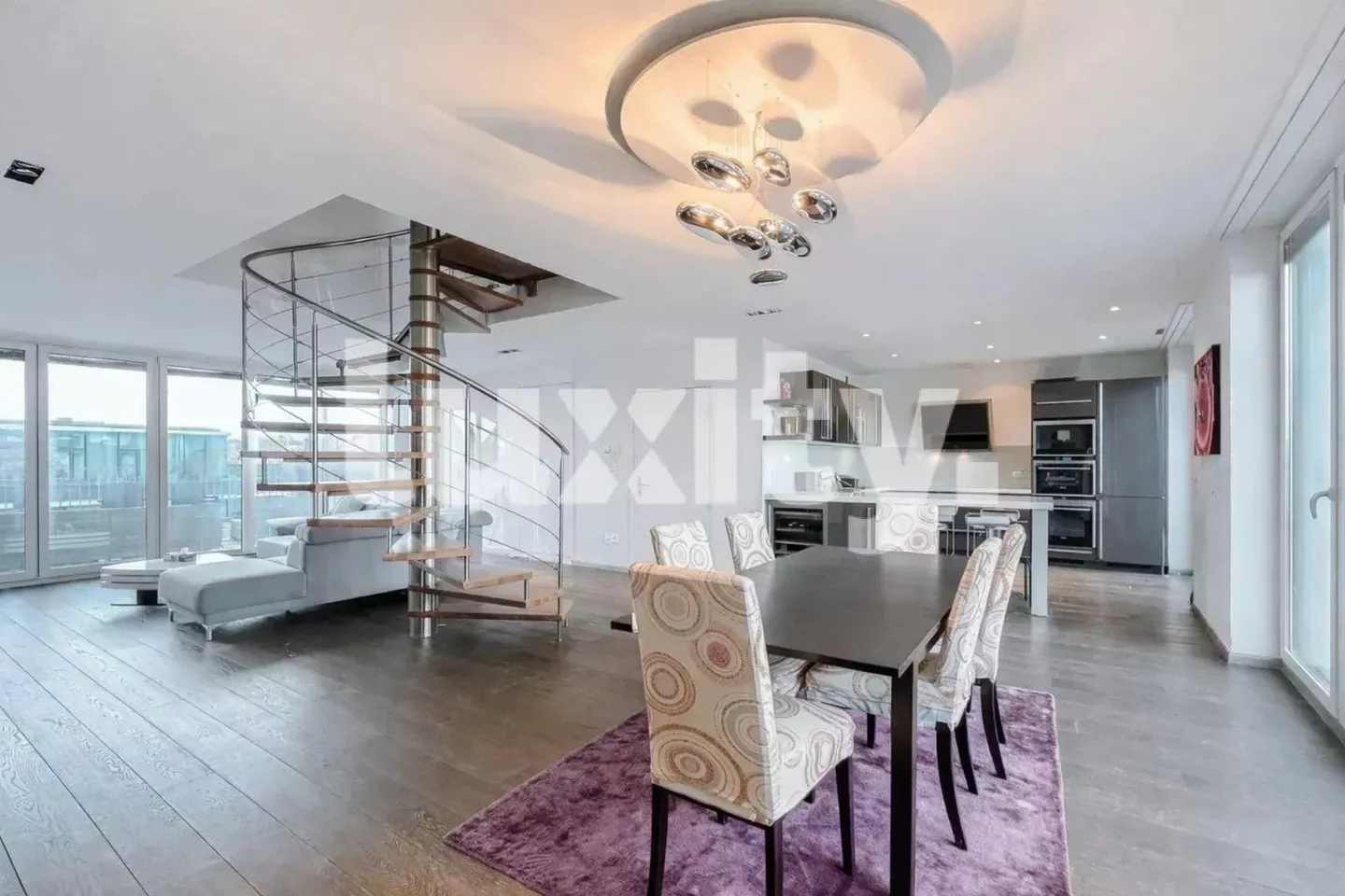 Duplex with Panoramic Views - Photo 2 of 3