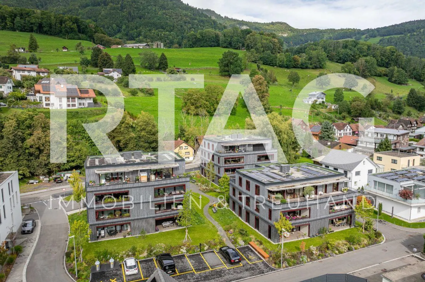 Appartamento 4.5 stanze - Foto 1 di 11