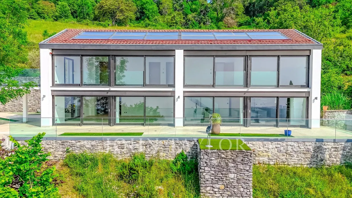 Stupenda Villa con Vista Lago - Foto 5 di 22