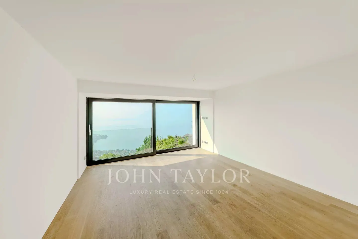Stupenda Villa con Vista Lago - Foto 13 di 22