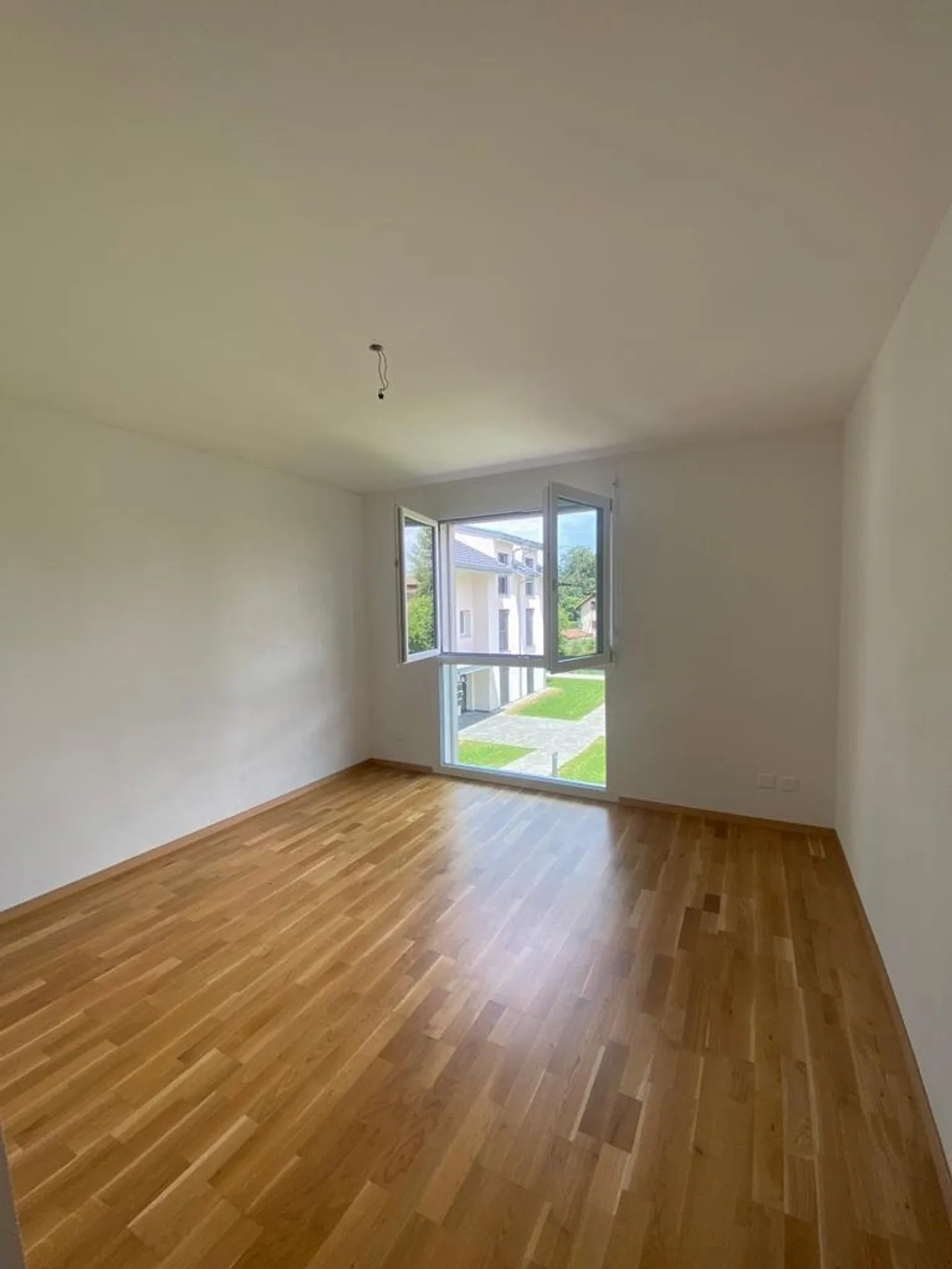 4.5-room apartment on the 1st floor - Photo 4 of 10