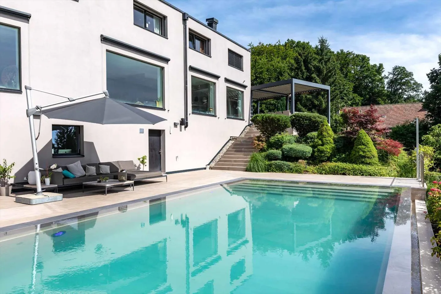 Villa di lusso moderna di oltre 350 m² con vista sul lago - Foto 11 di 13