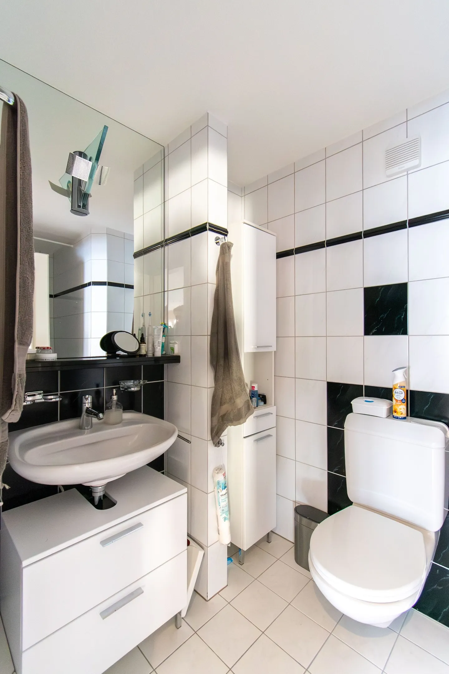 Appartement en duplex attrayant de 5,5 pièces avec balcon - Photo 9 sur 21