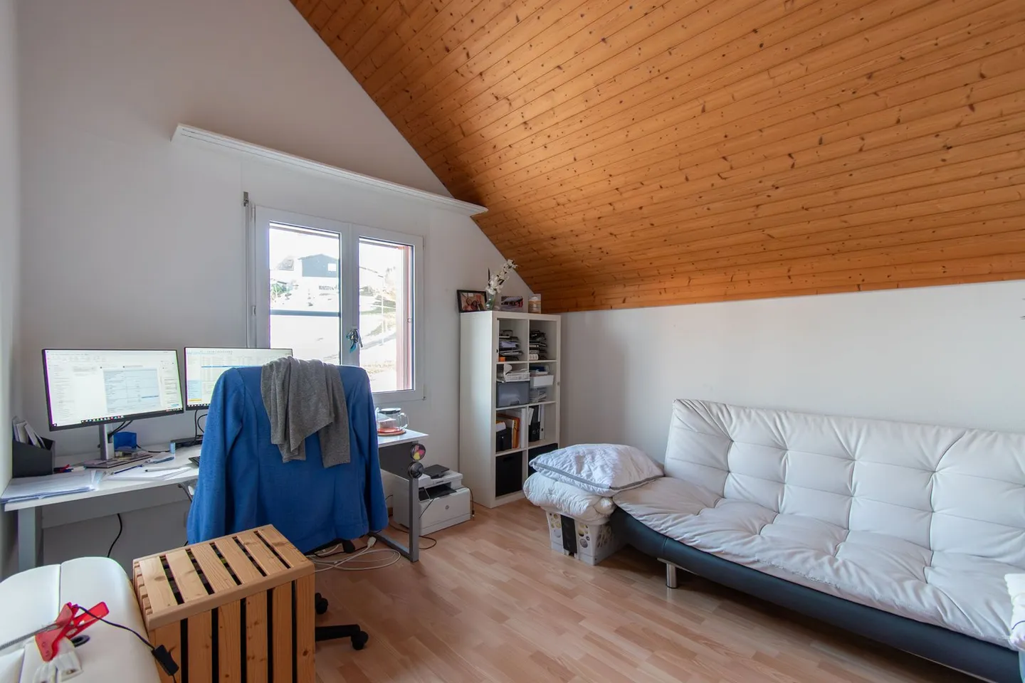 Appartement en duplex attrayant de 5,5 pièces avec balcon - Photo 19 sur 21