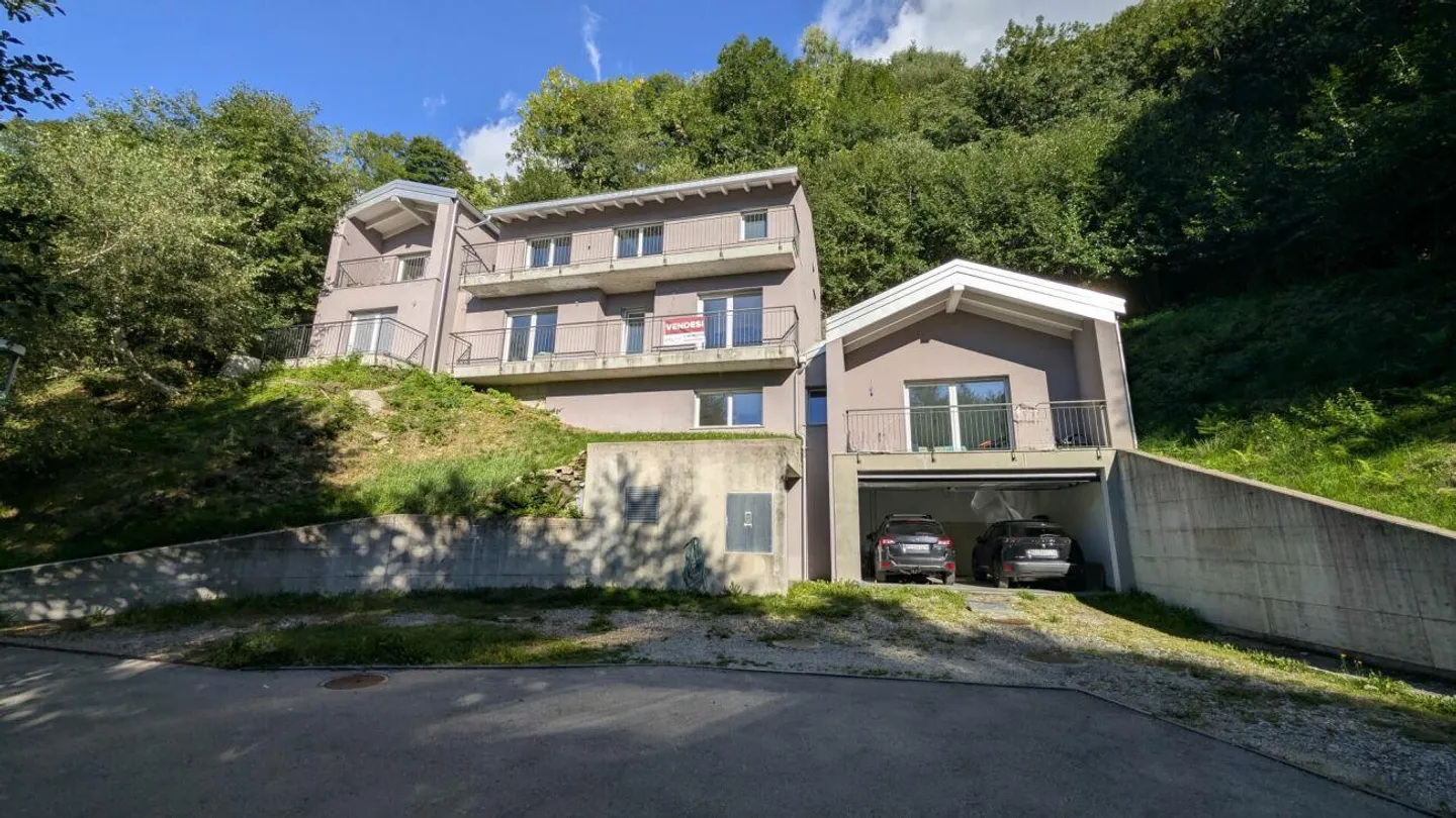 Prestige and Nature in Perfect Harmony - The Residence that Combines Elegance and Tranquility - Photo 20 of 22