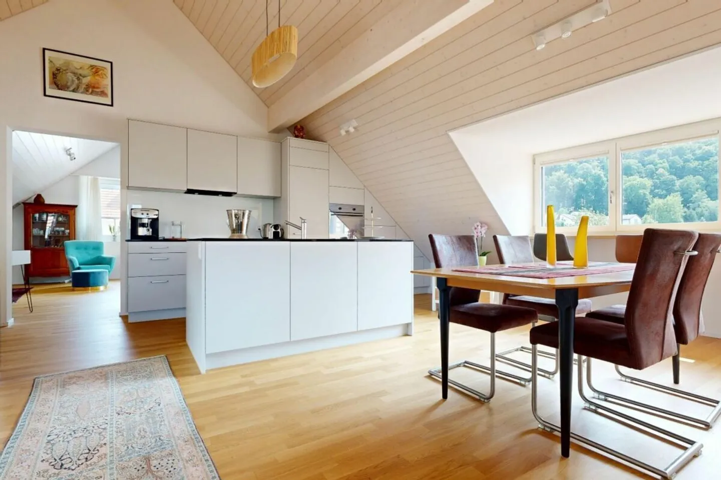 Appartamento moderno di 3,5 locali con torre di lavaggio privata e carport - Foto 3 di 17