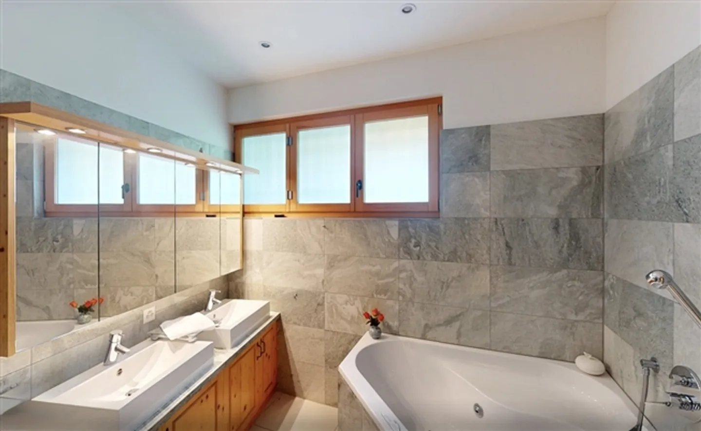 «Villetta mit hohem Komfort und Panoramaseesicht» - Foto 12 von 20