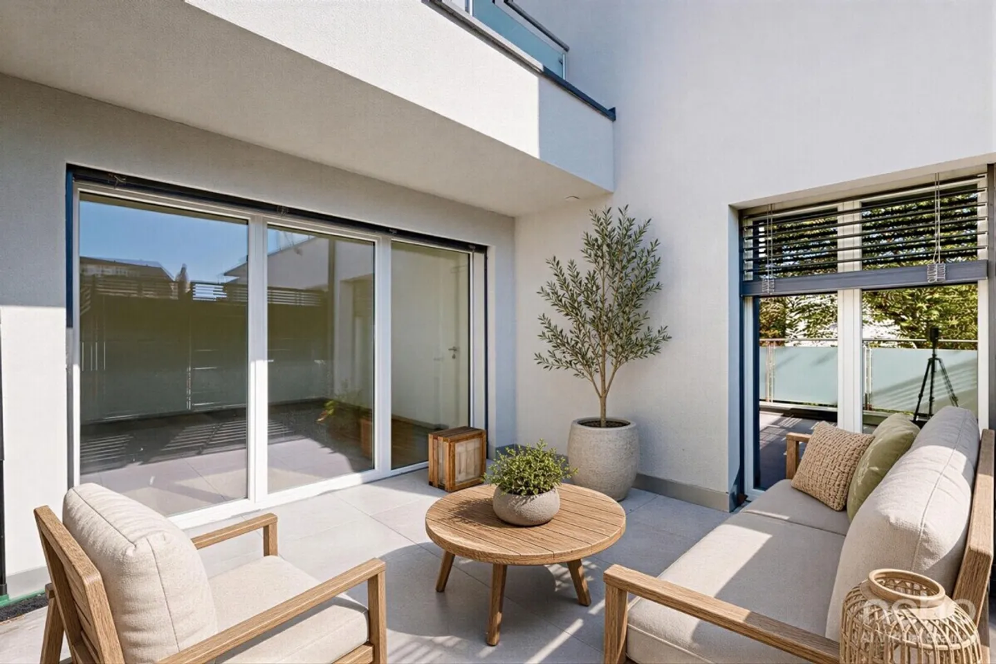 Ampio appartamento 5,5 locali di 200 m² + Terrazze? Ideale per Investitori o Bi-familiari - Foto 9 di 12
