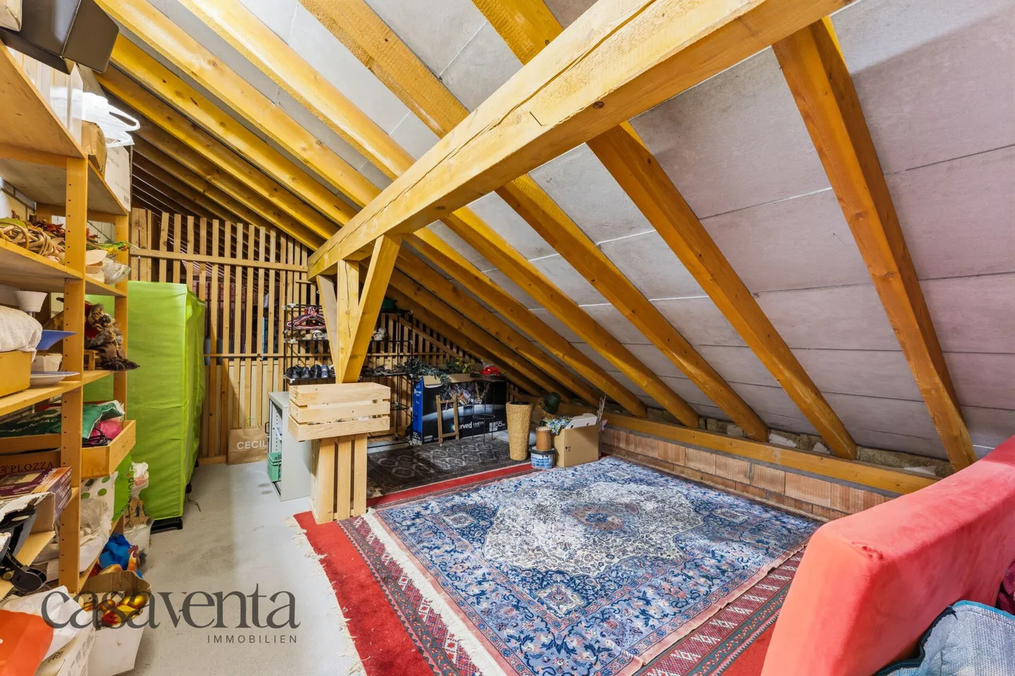 Attractive Apartment with Balcony - Photo 14 of 20