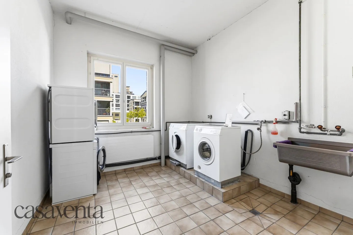 Attractive Apartment with Balcony - Photo 19 of 20