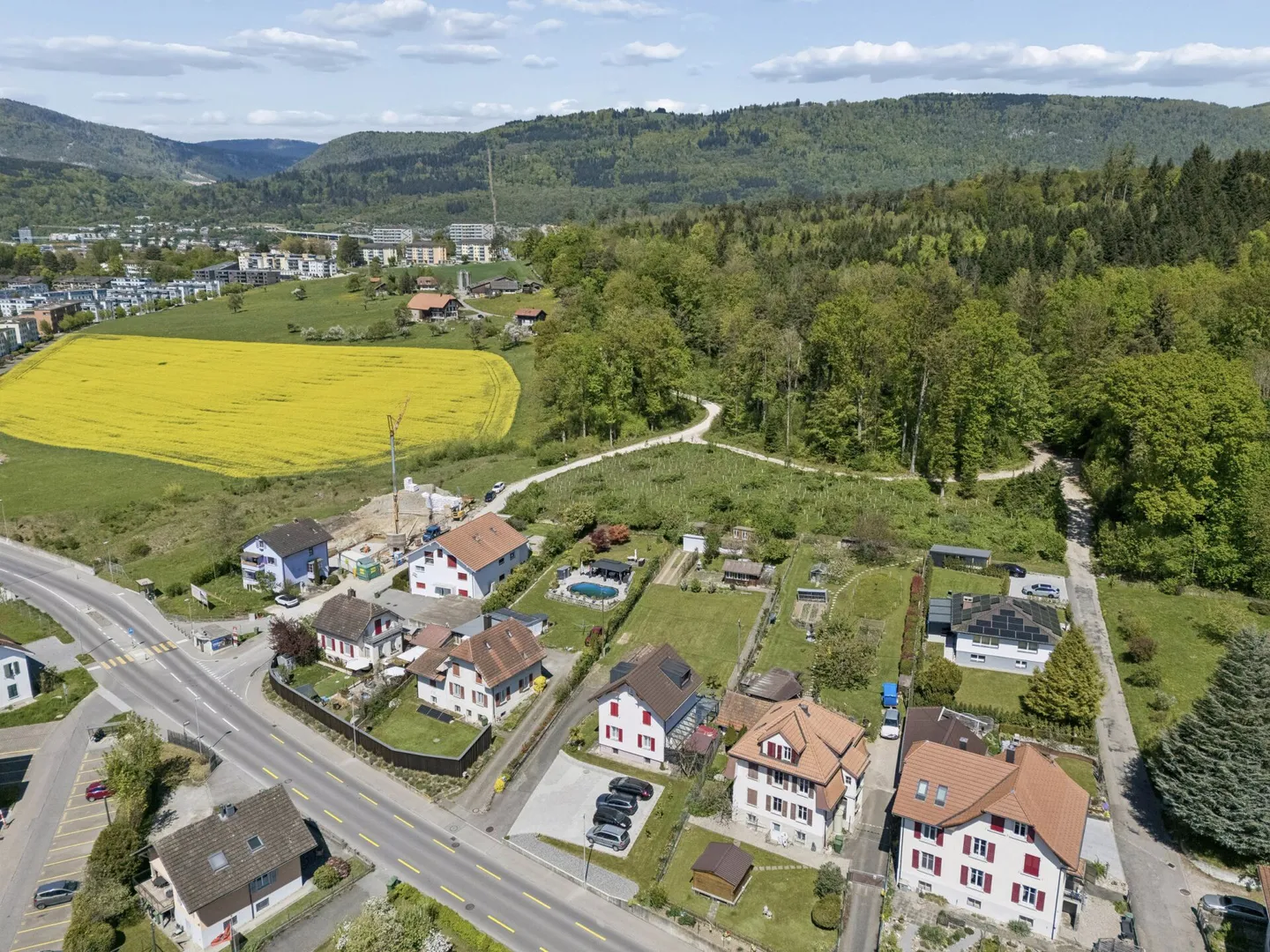 Ampia parcella edificabile per la tua nuova costruzione - Foto 3 di 9