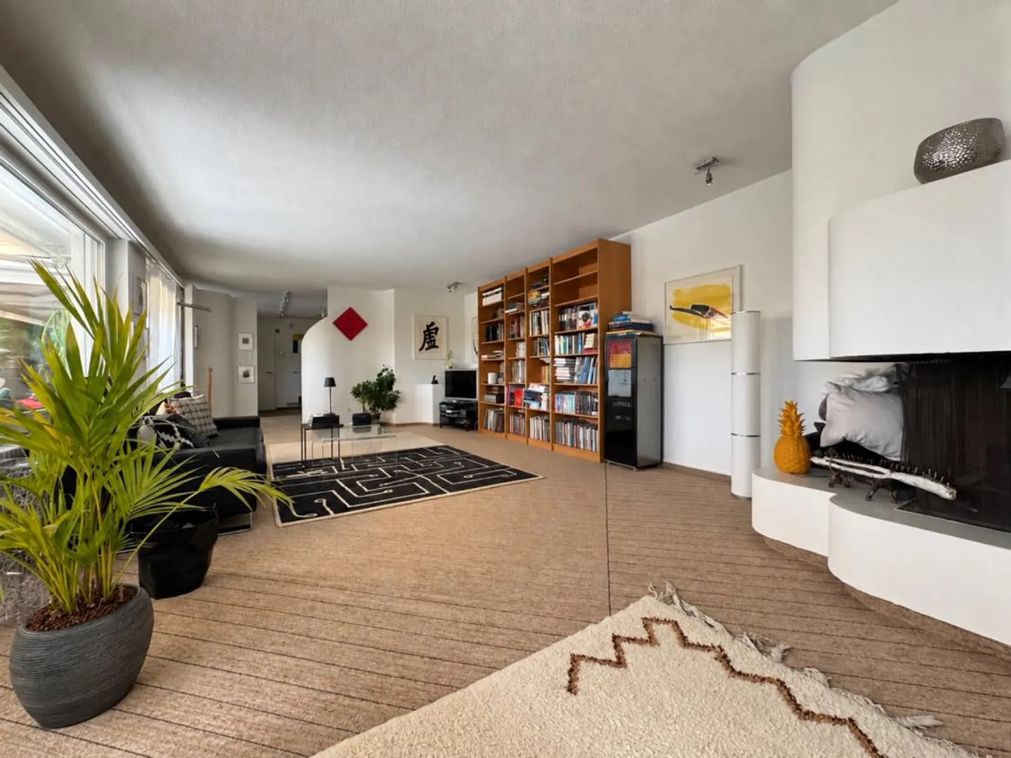 Family Life with a View - Spacious Living on Two Levels - Photo 8 of 19