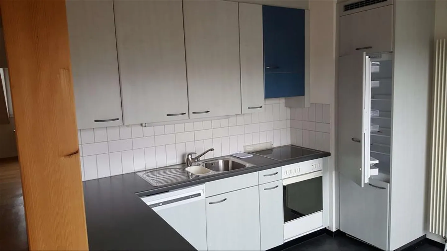 Ampio appartamento mansardato con charme! "Affittare senza deposito" - Foto 4 di 7