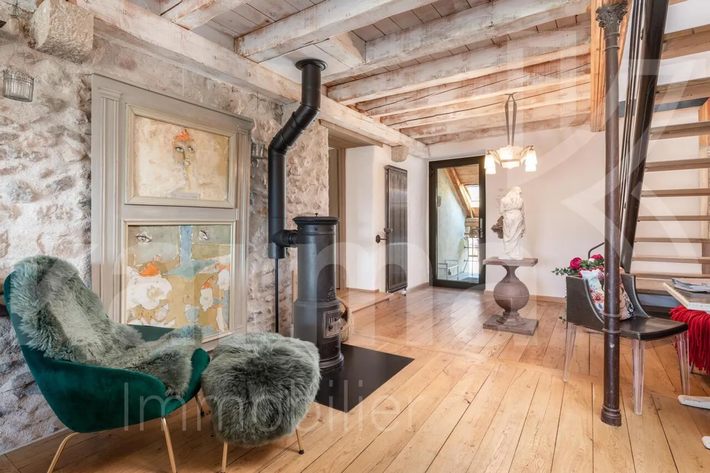 Proprietà unica e affascinante ristrutturata con gusto - Foto 2 di 10
