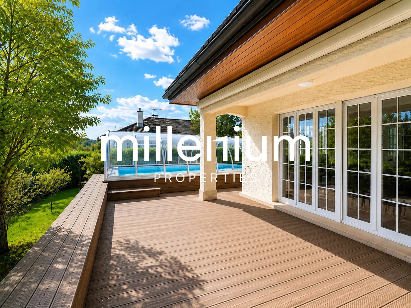 Villa mit Pool Nähe UNO - Foto 1 von 7