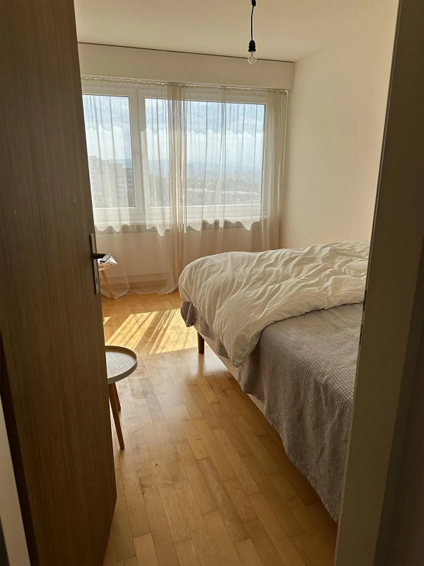 Moderne Wohnung mit Panoramablick - Foto 3 von 9