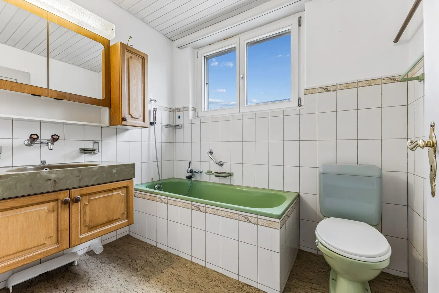 Maison individuelle de 4,5 pièces avec potentiel de rénovation pour le rêve familial - Photo 7 sur 13