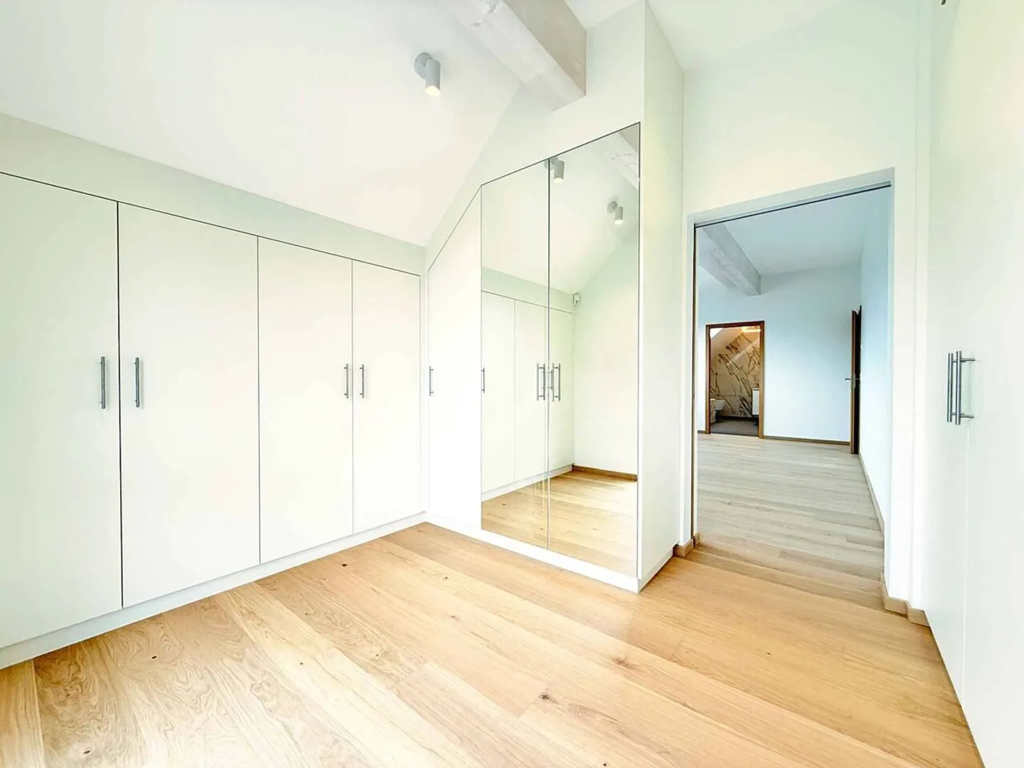 Zeitgenössische Villa mit 6,5 Zimmern in Gland - Eleganz, Licht und Gelassenheit - Foto 11 von 13