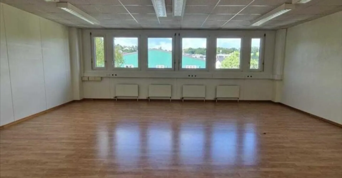 Spazio ufficio in affitto - Foto 1 di 6