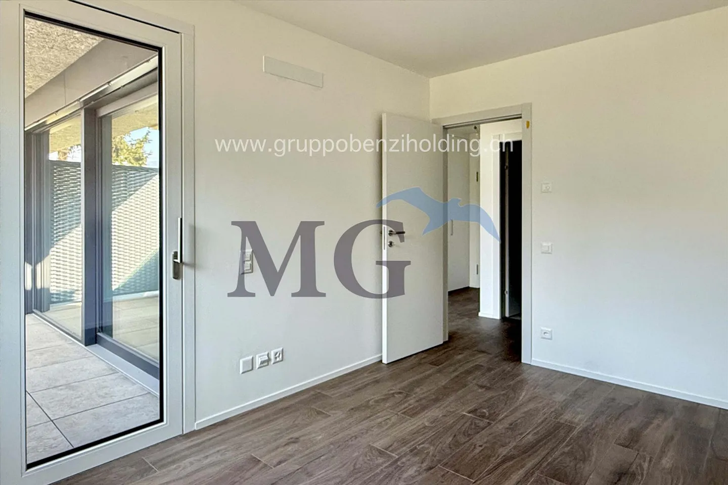 Modern 2.5-room apartment in a residential area - Photo 5 of 18