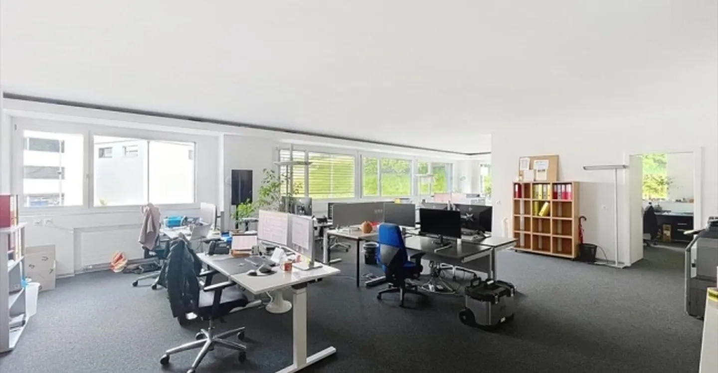 Office space for rent - Photo 5 of 5