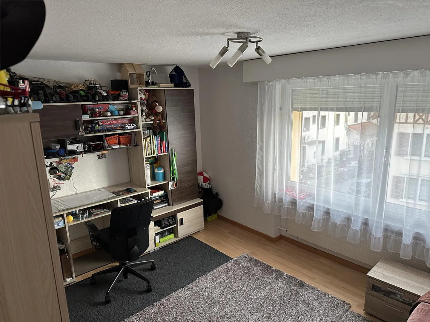 Appartamento soleggiato di 3,5 locali a Sulgen - Foto 2 di 8